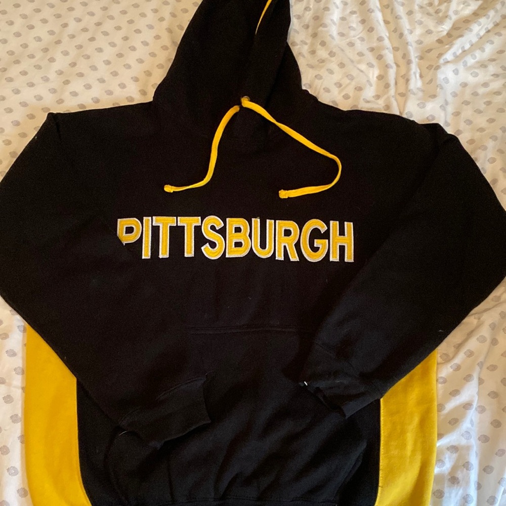 Mens Pittsburgh hoodie sweatshirt size large